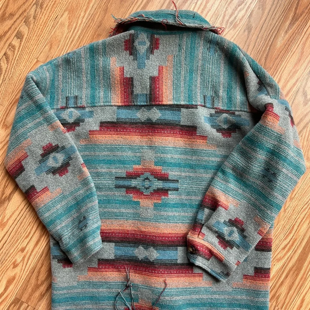 Distress AZTEC Patterned Jacket - Picture 3 of 3